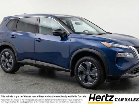 Used 2025 Nissan Rogue SV AWD/4WD image 1