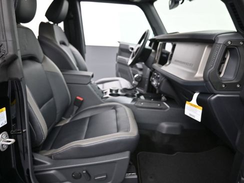 New 2025 Ford Bronco Outer Banks image 27