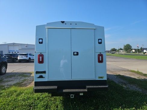 New 2025 Chevrolet Express 3500 Work Van w/ Power Convenience Package image 7