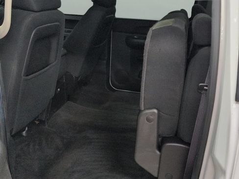 Used 2011 GMC Sierra 1500 SLE w/ Power Tech Package AWD/4WD image 17