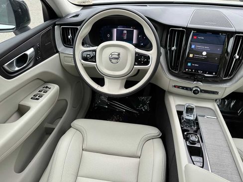 New 2025 Volvo XC60 B5 Ultra w/ Protection Package Premier image 17
