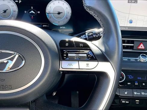 Used 2023 Hyundai Elantra Limited w/ Cargo Package image 11