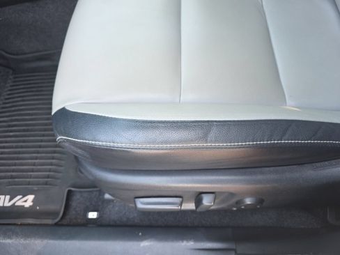 Used 2016 Toyota RAV4 Limited w/ Advanced Technology Package AWD/4WD image 16
