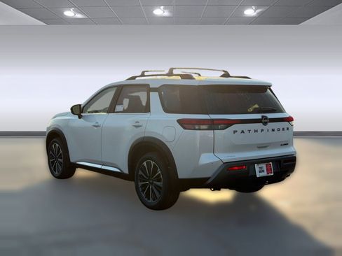 New 2026 Nissan Pathfinder Platinum w/ Cargo Package FWD image 3