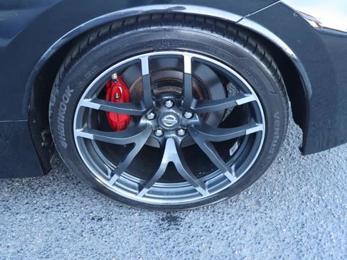 Used 2020 Nissan 370Z NISMO image 33
