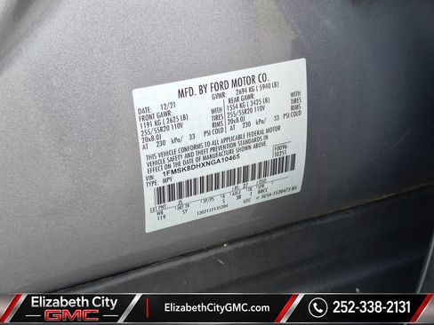 Used 2022 Ford Explorer XLT w/ Equipment Group 202A AWD/4WD image 28