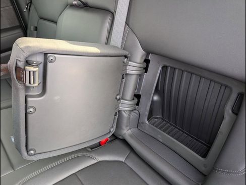 Used 2020 Chevrolet Silverado 1500 LT Trail Boss image 18