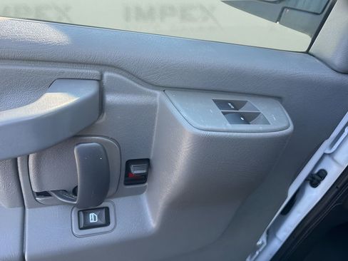 Used 2019 Chevrolet Express 2500 w/ Driver Convenience Package image 20