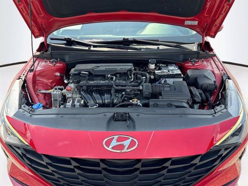 Used 2021 Hyundai Elantra SEL FWD image 31