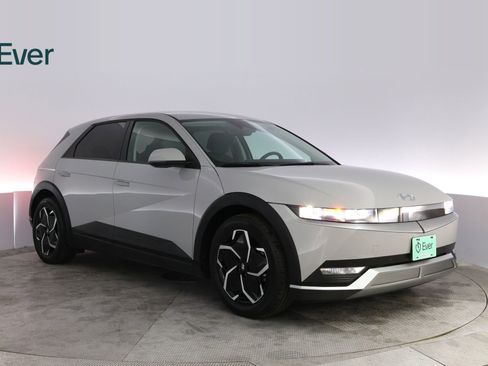 Used 2024 Hyundai Ioniq 5 SEL RWD image 13