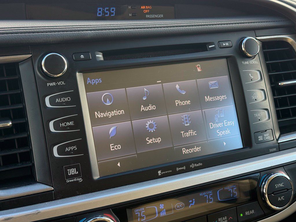 Used 2019 Toyota Highlander Limited FWD image 41