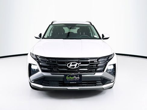 Used 2025 Hyundai Tucson SEL FWD image 2