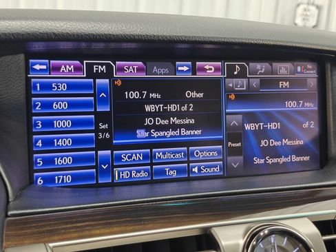Used 2013 Lexus LS 460 AWD w/ Comfort Pkg image 38