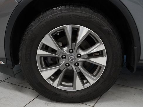 Used 2018 Nissan Murano S image 15
