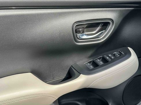 New 2026 Honda HR-V LX image 13