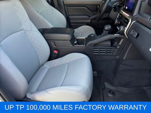 Certified 2025 Toyota Tacoma SR5 image 22