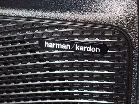 Used 2022 Chrysler Pacifica Pinnacle image 17