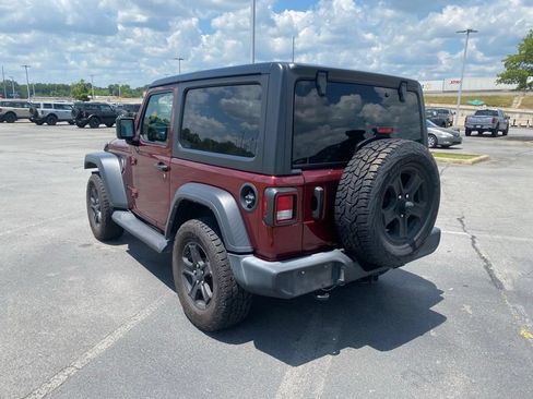 Used 2021 Jeep Wrangler Sport AWD/4WD image 5