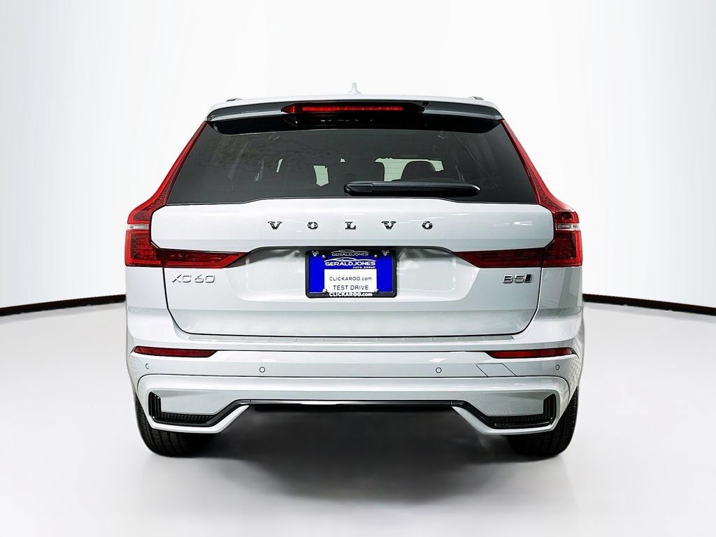 Used 2026 Volvo XC60 B5 Plus w/ Protection Package Premier AWD/4WD image 15