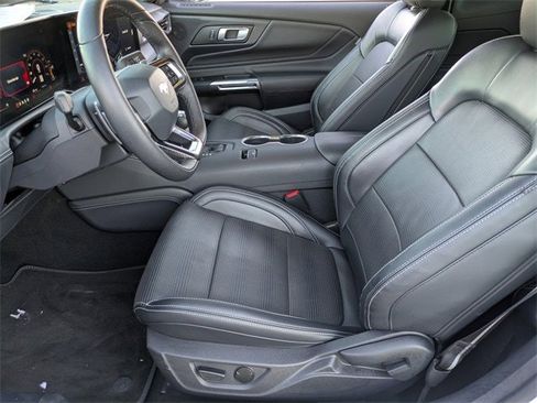 Used 2024 Ford Mustang GT Premium image 17