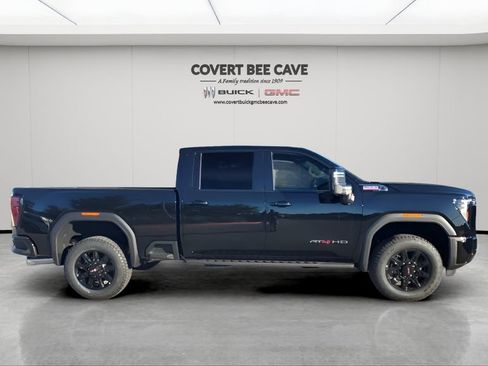 New 2025 GMC Sierra 2500 AT4 w/ AT4 Premium Plus Package image 11