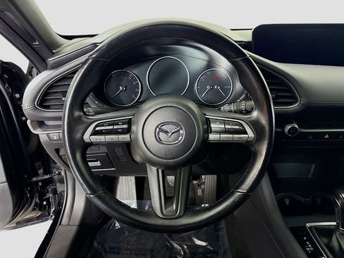 Used 2022 MAZDA MAZDA3 s image 11