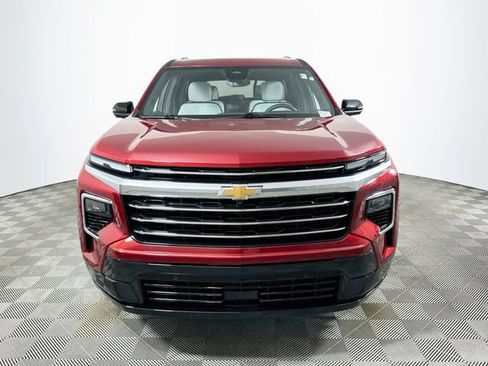Used 2025 Chevrolet Traverse High Country w/ LPO, Floor Liner Package FWD image 8
