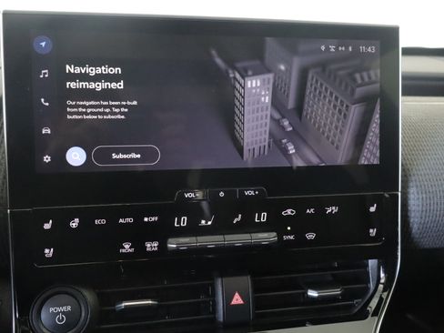 Used 2023 Toyota bZ4X AWD image 16