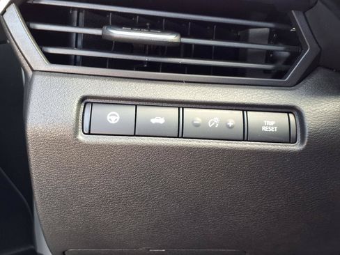 Used 2024 Nissan Altima 2.5 SL FWD image 22