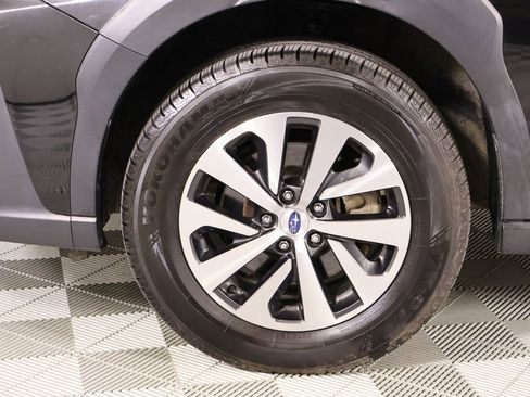 Used 2023 Subaru Outback Premium image 17