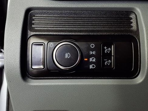 Used 2023 Ford F250 XLT AWD/4WD image 24