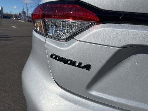 New 2026 Toyota Corolla LE image 9