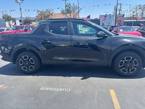 Used 2023 Hyundai Santa Cruz SEL Premium AWD/4WD image 4