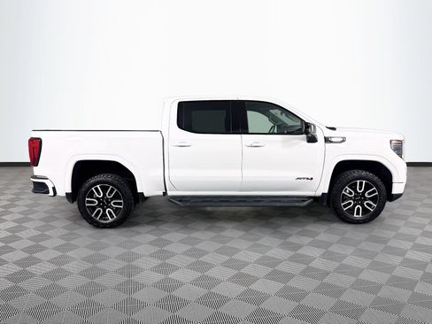 Used 2023 GMC Sierra 1500 AT4 w/ AT4 Premium Package AWD/4WD image 8