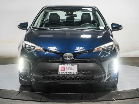 Certified 2017 Toyota Corolla SE w/ SE Premium Package FWD image 9