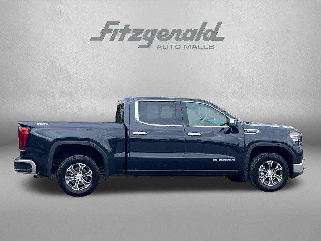 Used 2026 GMC Sierra 1500 SLT AWD/4WD image 3
