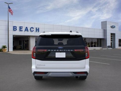 New 2026 Ford Expedition Platinum w/ Driver's Package image 6