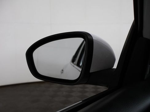 Used 2023 Nissan Sentra SV FWD image 34