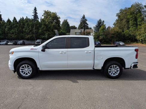 Used 2022 Chevrolet Silverado 1500 RST w/ Z71 Off-Road Package image 2