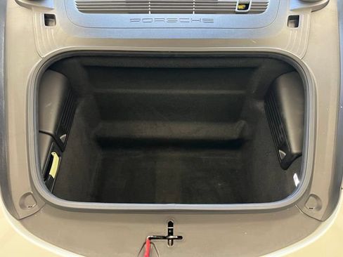 Used 2019 Porsche 911 Carrera RWD image 22