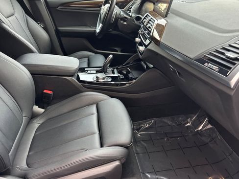 Used 2021 BMW X4 xDrive30i image 17
