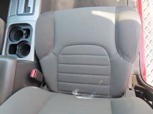 Used 2011 Nissan Pathfinder S AWD/4WD image 43