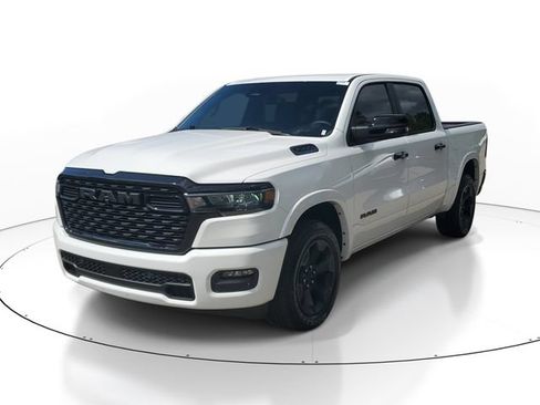 Used 2025 RAM 1500 Big Horn AWD/4WD image 2