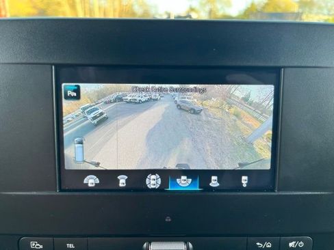 Used 2024 Mercedes-Benz Sprinter 2500 image 36