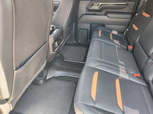 Used 2025 GMC Sierra 2500 AT4 w/ AT4 Premium Plus Package AWD/4WD image 31
