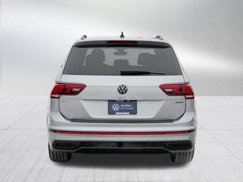 Certified 2024 Volkswagen Tiguan SE R-Line image 6