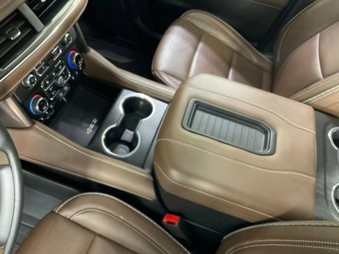 Used 2023 Chevrolet Tahoe High Country AWD/4WD image 22