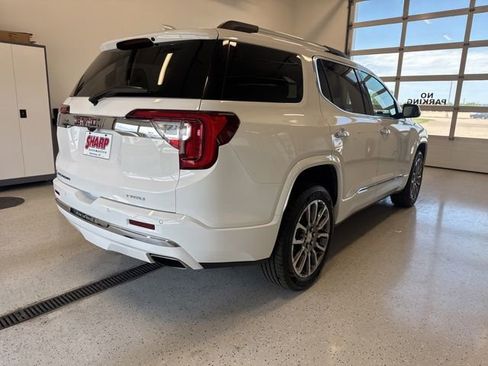 Used 2023 GMC Acadia Denali AWD/4WD image 7