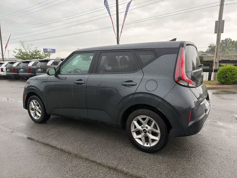 Used 2024 Kia Soul LX w/ Option Group 015 FWD image 6