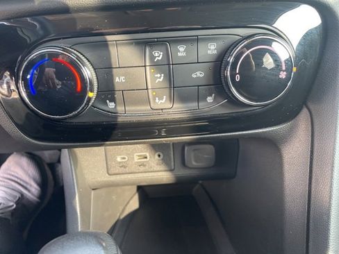 Used 2023 Buick Encore GX Preferred w/ Cold Weather Comfort Package image 23